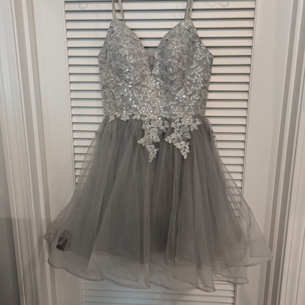Elegant Silver Sequin Prom Dress Size Small New
